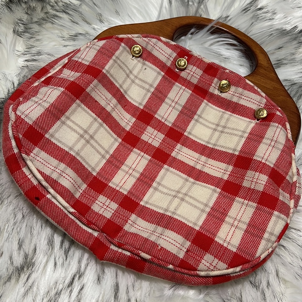 Elegant Red and Cream Plaid Clutch - Picture 14 of 14